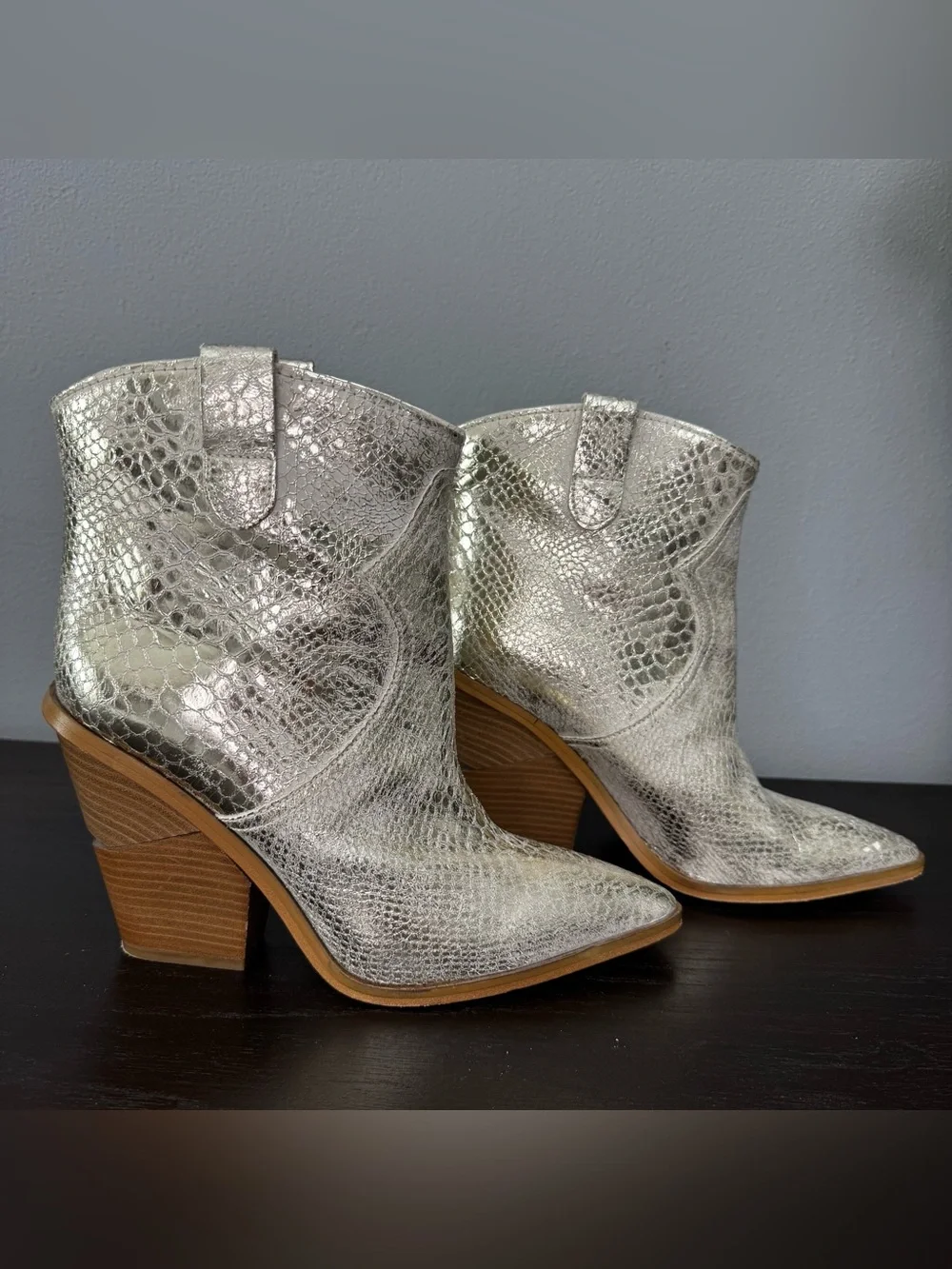Cecelia New York Python Metallic Wedge Boots Vero Cuoio 9.5 Architectural Heel
